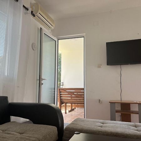 Beni Bungalows Ulcinj Bagian luar foto