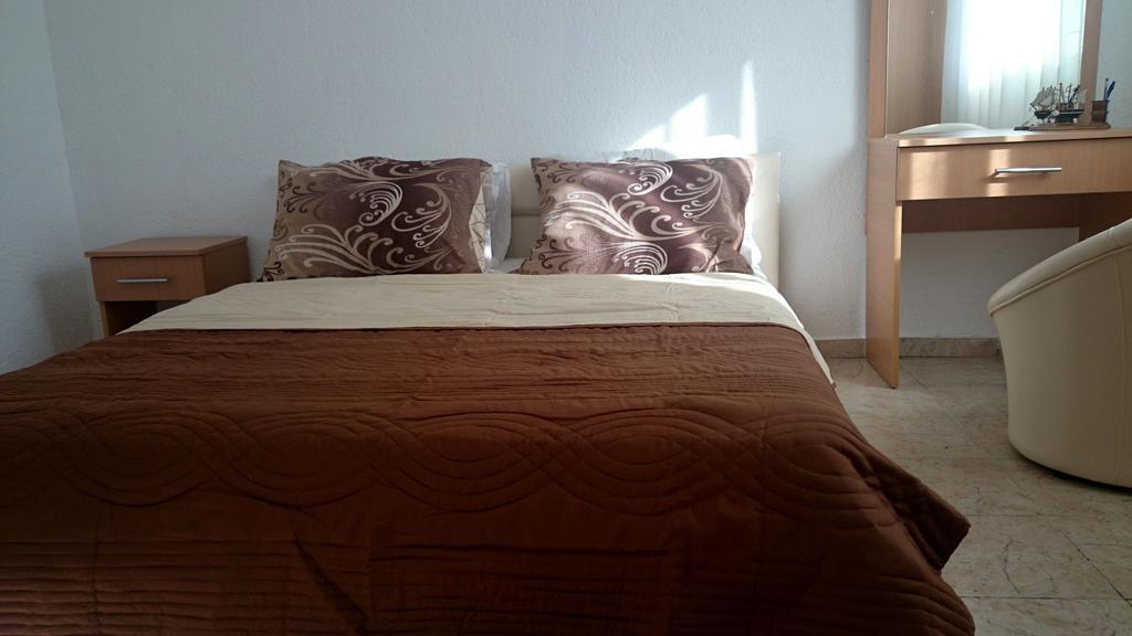 Beni Bungalows Ulcinj Bagian luar foto