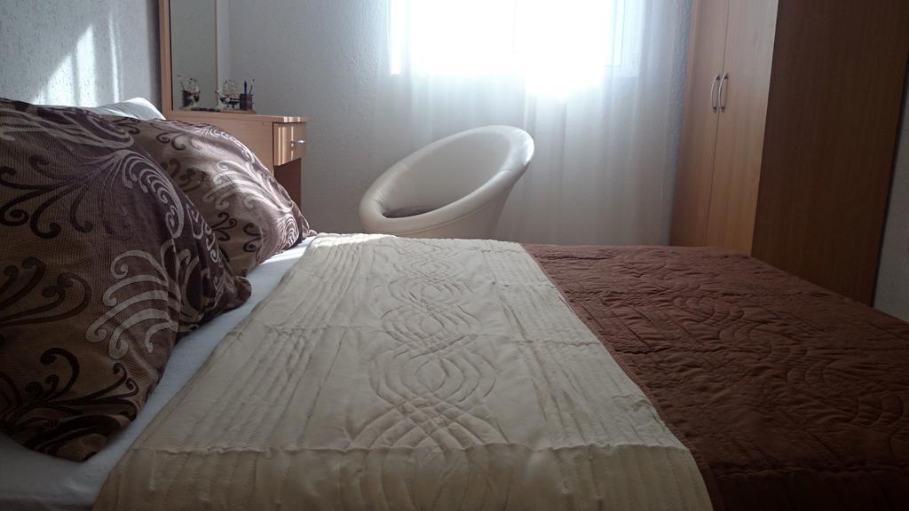 Beni Bungalows Ulcinj Ruang foto
