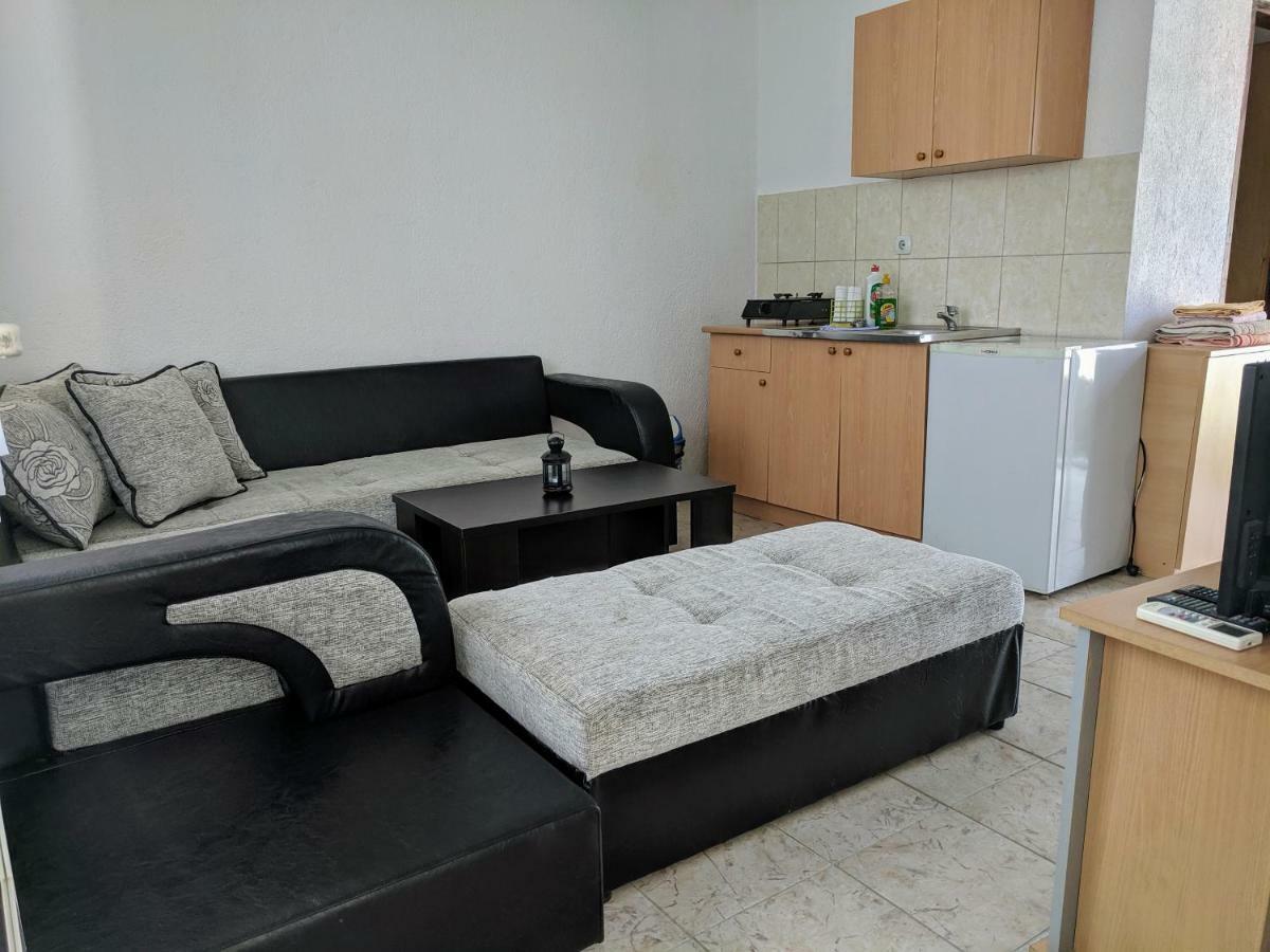 Beni Bungalows Ulcinj Bagian luar foto